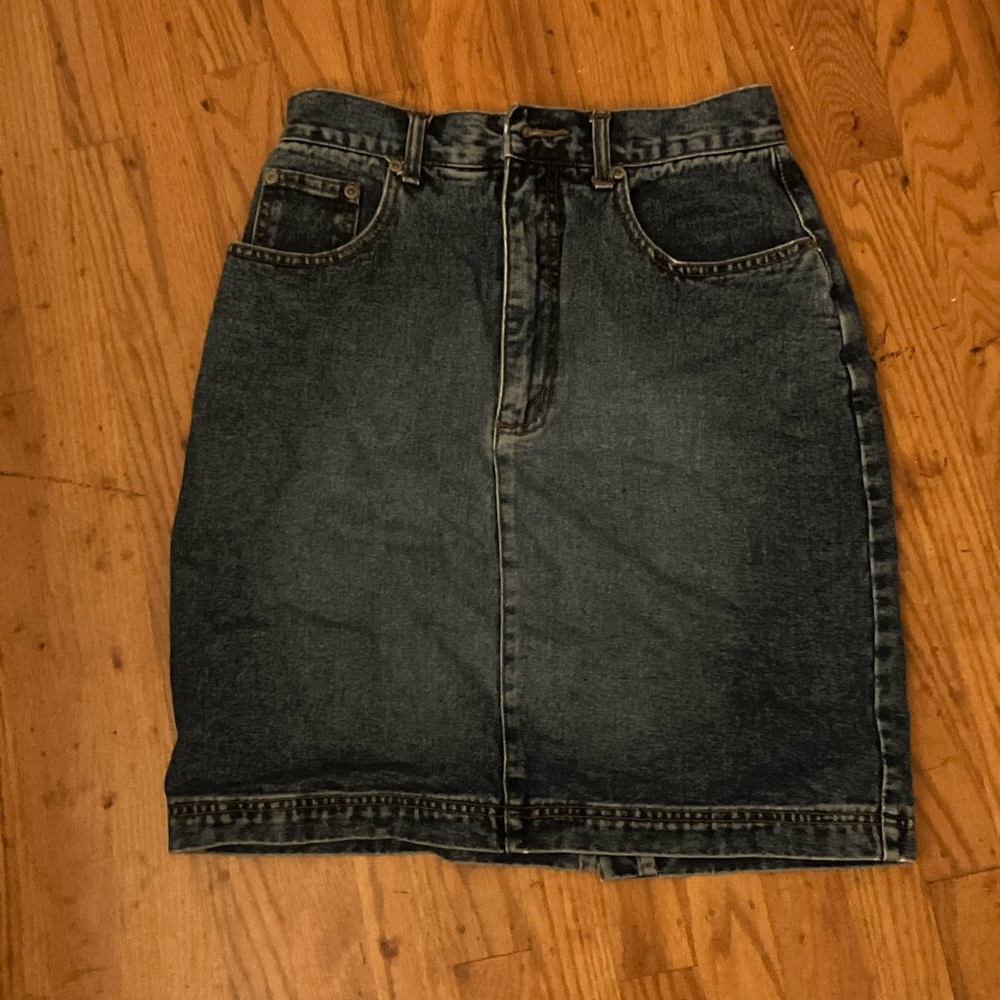 Line denim jean skirt size 8